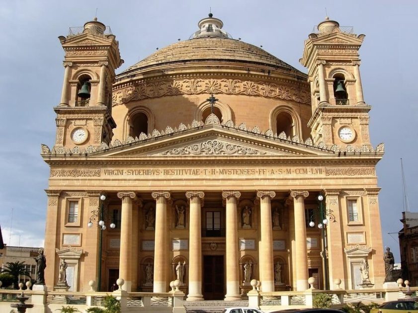 église de mosta à malte